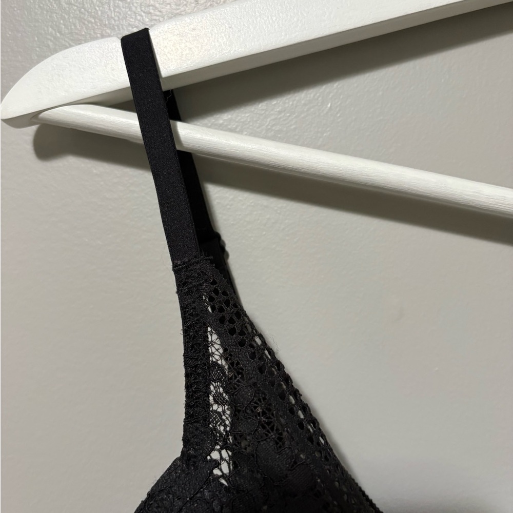 Knix Lace Deep V Bralette Black Lightly Padded - Picture 6 of 14